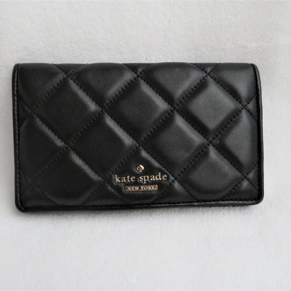 Kate Spade Quilted wallet